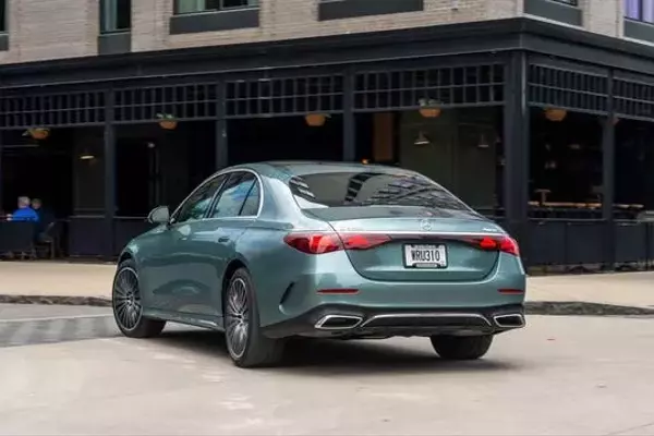 2026 Mercedes-Benz E450: A Comprehensive Photo Gallery