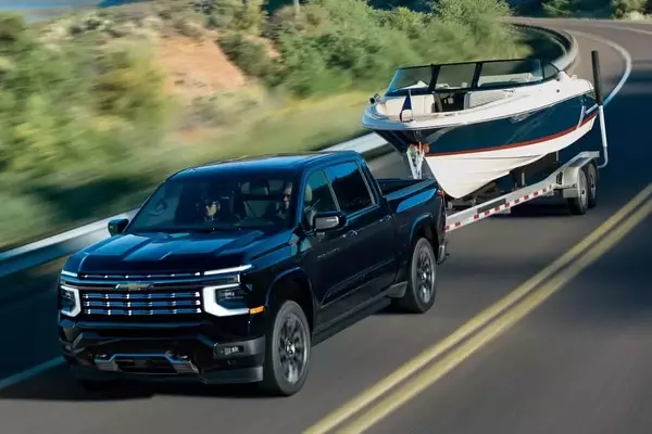 General Motors Unveils Enhanced V8 Engines for Next-Gen Pickups: Greater Power and Towing Capability