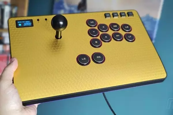 Hautepad C-AS: A Unique Arcade Stick with Room for Improvement