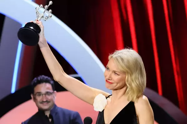 Naomi Watts Honors David Lynch at San Sebastian Film Festival