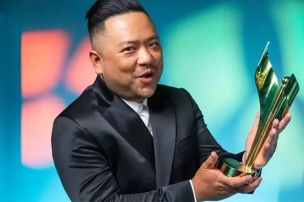 Andrew Phung to Star in Quentin Lee's Zombie Comedy 'Curse of Undead'