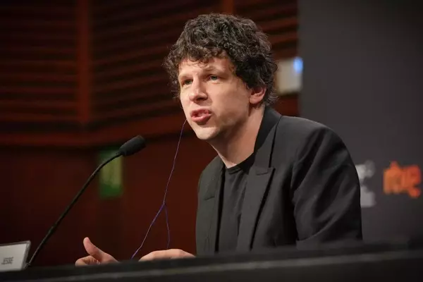 Jesse Eisenberg's Evolving Perspective on Acting and His New Film "The Debut"