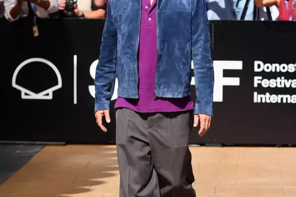 Brad Pitt's Suede Jacket Style Dominates Fall Fashion