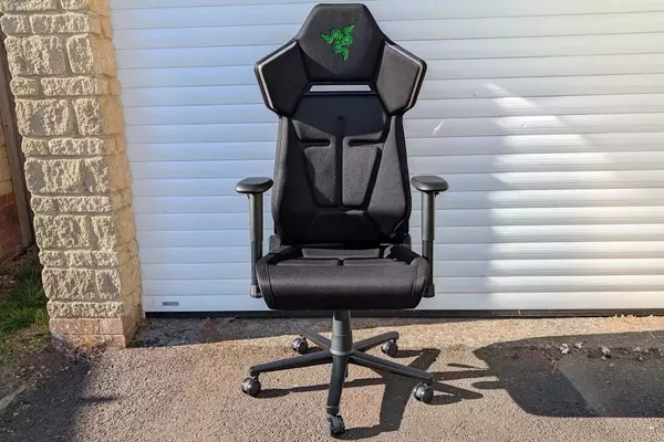 Razer Soma Chroma: A Gaming Chair with a Power-Hungry RGB Glow