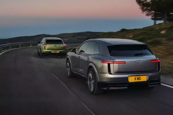 Bentley's First Electric SUV: The 2028 Torcal S Redefines Luxury Performance