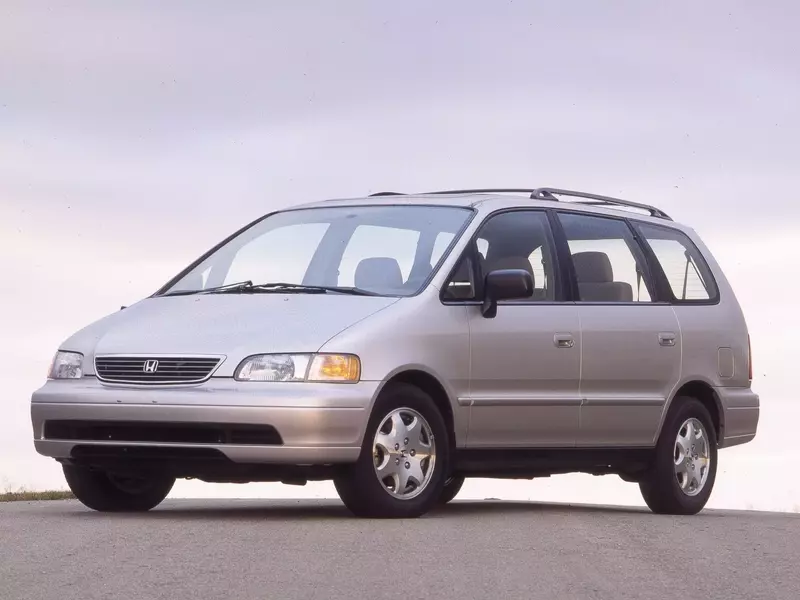 The Enduring Spirit of the 1995 Honda Odyssey EX